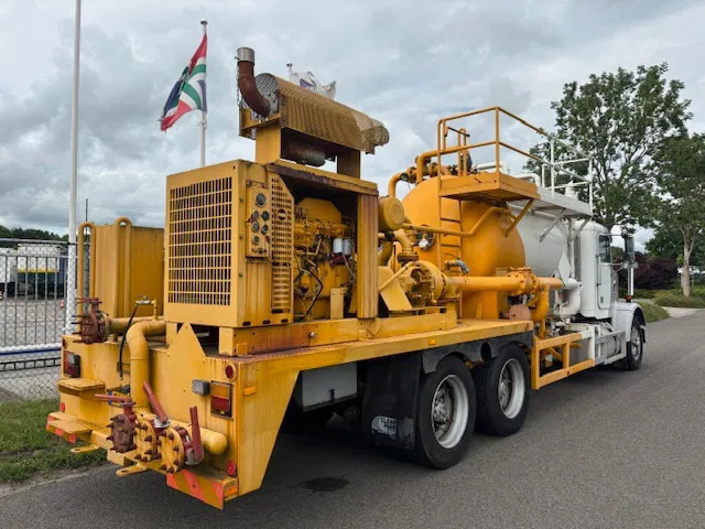 Freightliner 3 AXLE RIGID BODY chassis cabine - Châssis cabine: photos 4 Freightliner 3 AXLE RIGID BODY chassis cabine - Châssis cabine: photos 4