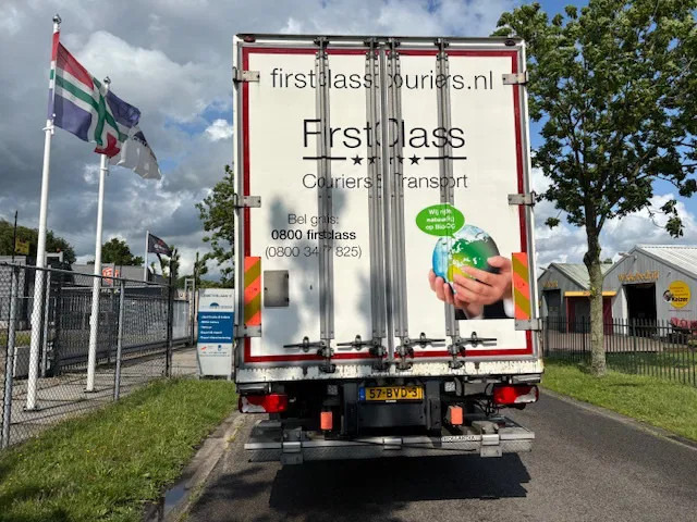 Scania P280 Closed box taillift 2000 kg Fuel CNG ADR 2 units in stock - Camion fourgon: photos 5 Scania P280 Closed box taillift 2000 kg Fuel CNG ADR 2 units in stock - Camion fourgon: photos 5