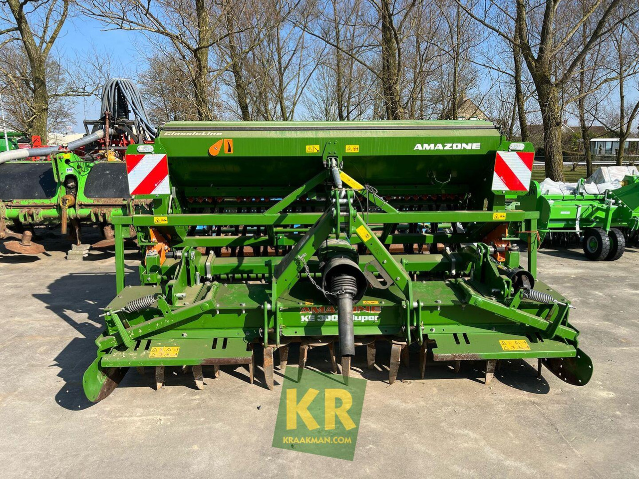 3000 SUPER Amazone - Combiné de semis: photos 2 3000 SUPER Amazone - Combiné de semis: photos 2