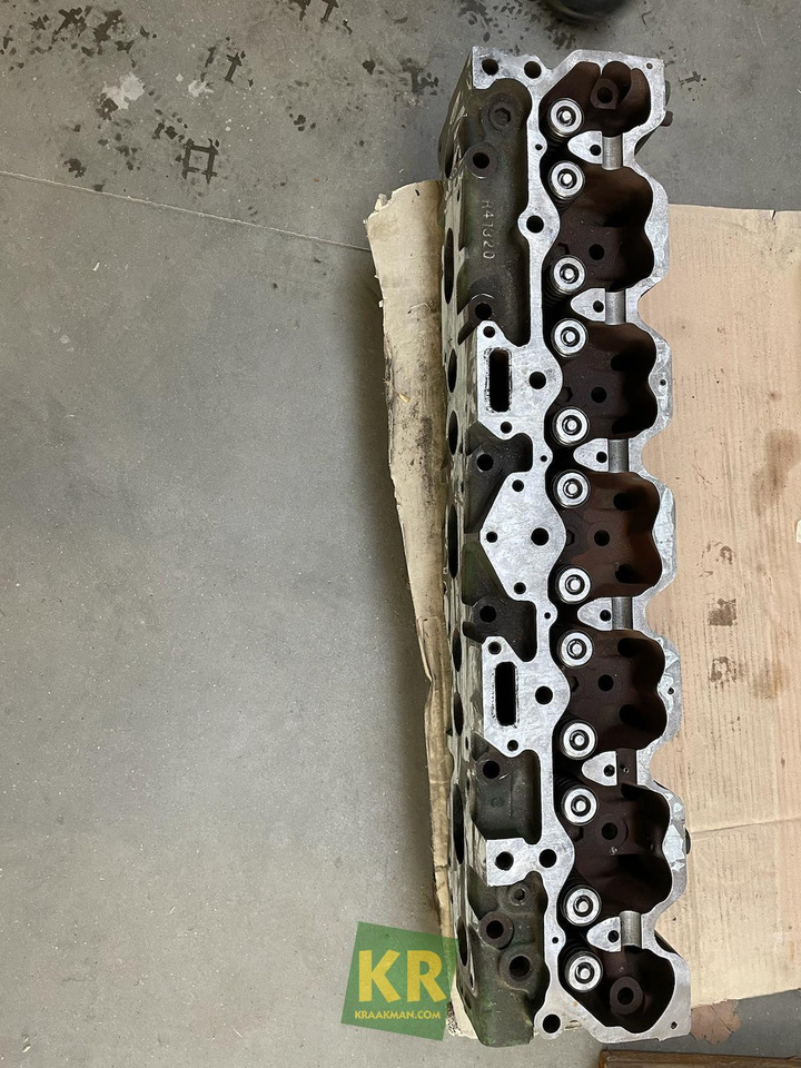 Cilinderkop John Deere - Culasse pour Machine agricole: photos 1 Cilinderkop John Deere - Culasse pour Machine agricole: photos 1