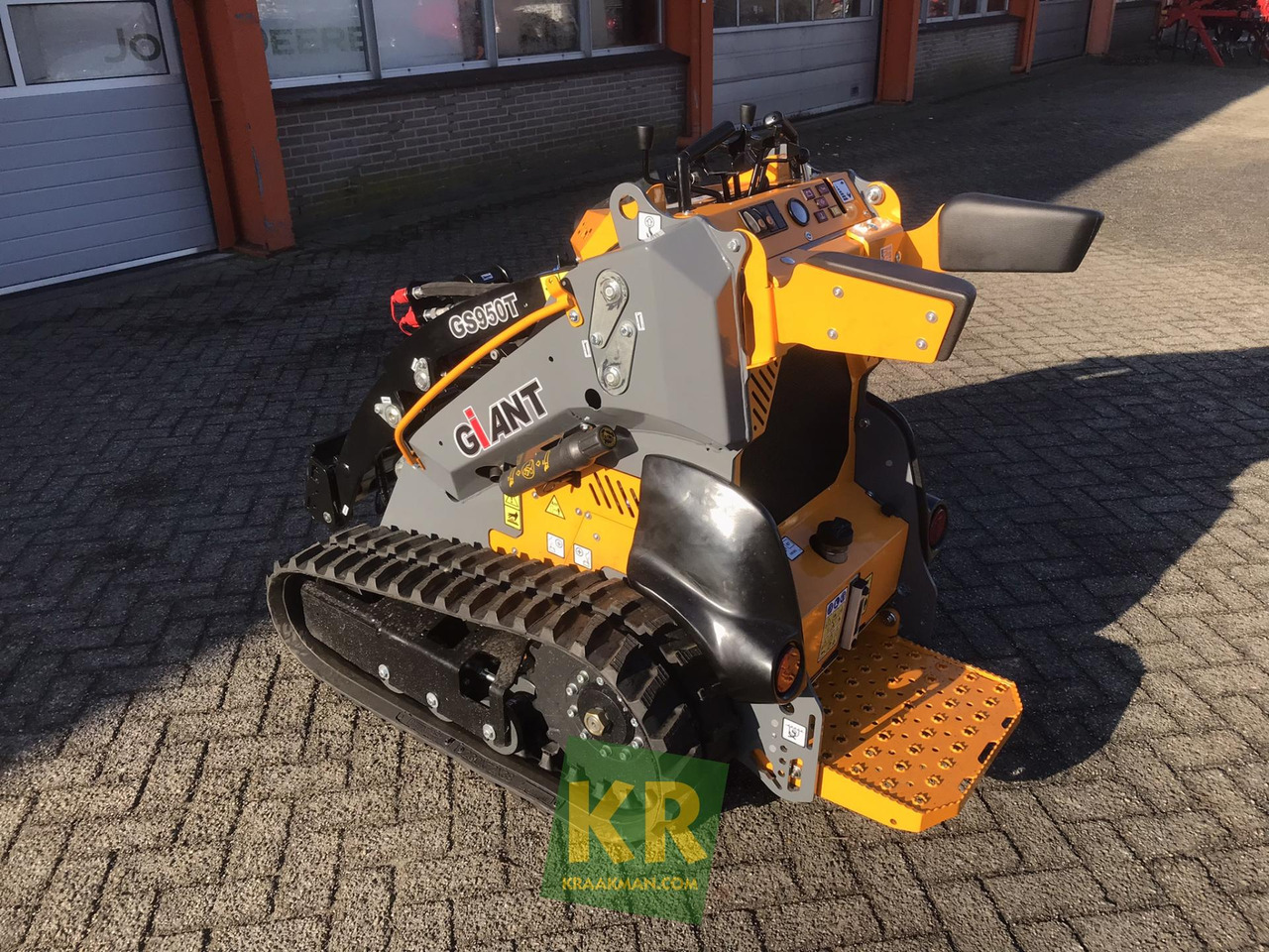 GS950T Giant - Mini chargeuse: photos 2 GS950T Giant - Mini chargeuse: photos 2