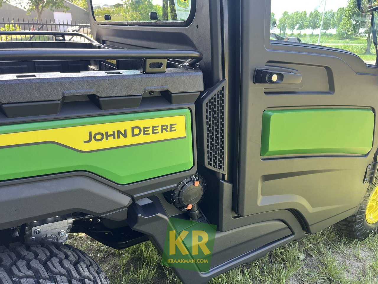 John Deere XUV875M - Quadricycle: photos 4 John Deere XUV875M - Quadricycle: photos 4