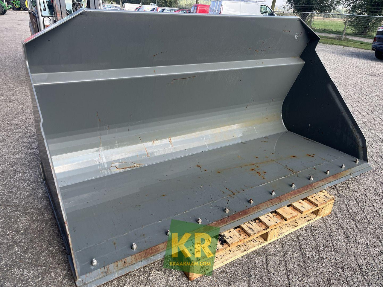Kramer 2400 HVF GRONDBAK - Godet pour chargeur pour Engins de chantier: photos 3 Kramer 2400 HVF GRONDBAK - Godet pour chargeur pour Engins de chantier: photos 3