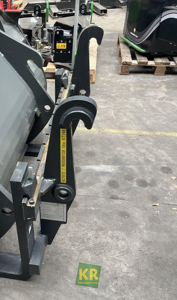 Kramer Voorzetstukken - Godet pour chargeur: photos 1 Kramer Voorzetstukken - Godet pour chargeur: photos 1