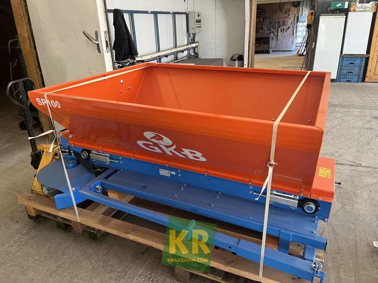 Sandspreader GKB - Epandeur de sable: photos 5 Sandspreader GKB - Epandeur de sable: photos 5