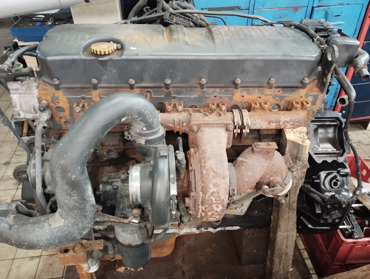 IVECO F3GFE611 STRALIS 460 EURO 6 - Moteur et pièces pour Camion: photos 3 IVECO F3GFE611 STRALIS 460 EURO 6 - Moteur et pièces pour Camion: photos 3