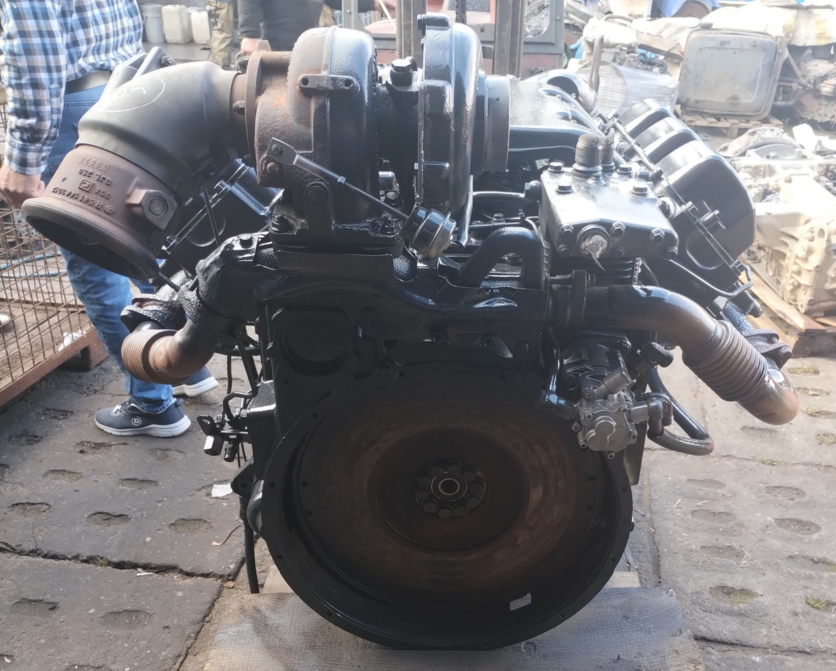 MERCEDES ACTROS OM501 LA 541 V6 MP2 MP3 EURO 5 - Moteur et pièces: photos 4 MERCEDES ACTROS OM501 LA 541 V6 MP2 MP3 EURO 5 - Moteur et pièces: photos 4