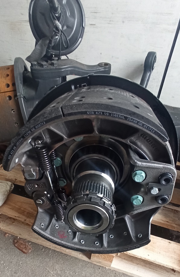 MERCEDES-BENZ AL7/56D 29/24 29:24 ACTROS 8X6 8X8 MP2 MP3 - Essieu avant pour Camion: photos 5 MERCEDES-BENZ AL7/56D 29/24 29:24 ACTROS 8X6 8X8 MP2 MP3 - Essieu avant pour Camion: photos 5