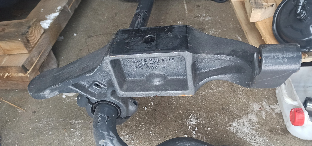 MOCOWANIE DRĄZKA STABILIZATORA AMORTYZATORA PRZÓD ACTROS 8X8 8X6 MP2 MP3 9493232184 - Suspension: photos 1 MOCOWANIE DRĄZKA STABILIZATORA AMORTYZATORA PRZÓD ACTROS 8X8 8X6 MP2 MP3 9493232184 - Suspension: photos 1