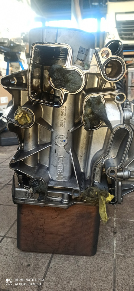 MODUŁ OLEJOWY DAF XF 106 MX11 440 - Filtre à huile: photos 2 MODUŁ OLEJOWY DAF XF 106 MX11 440 - Filtre à huile: photos 2