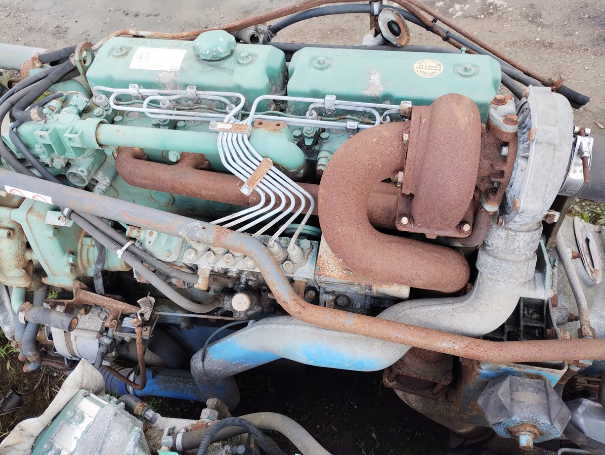SILNIK CZĘŚCI ENGINE PARTS WAŁ KORBOWY WAŁEK ROZRZADU POMPA WTRYSKOWA VOLVO FL TD 63 E - Moteur et pièces: photos 2 SILNIK CZĘŚCI ENGINE PARTS WAŁ KORBOWY WAŁEK ROZRZADU POMPA WTRYSKOWA VOLVO FL TD 63 E - Moteur et pièces: photos 2