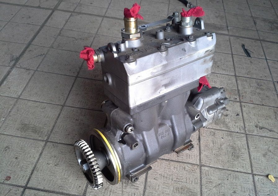 SPRĘZARKA POWIETRZA DAF XF 106 440 MX 11 E6 - Compresseur pour Camion: photos 1 SPRĘZARKA POWIETRZA DAF XF 106 440 MX 11 E6 - Compresseur pour Camion: photos 1