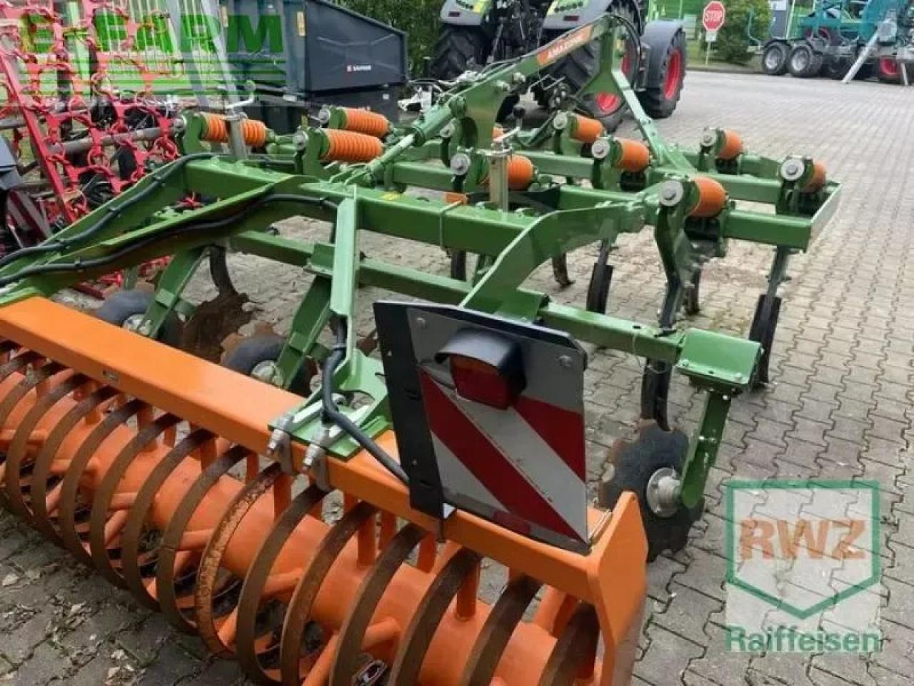 Amazone cenius 3003 - Bineuse: photos 2 Amazone cenius 3003 - Bineuse: photos 2