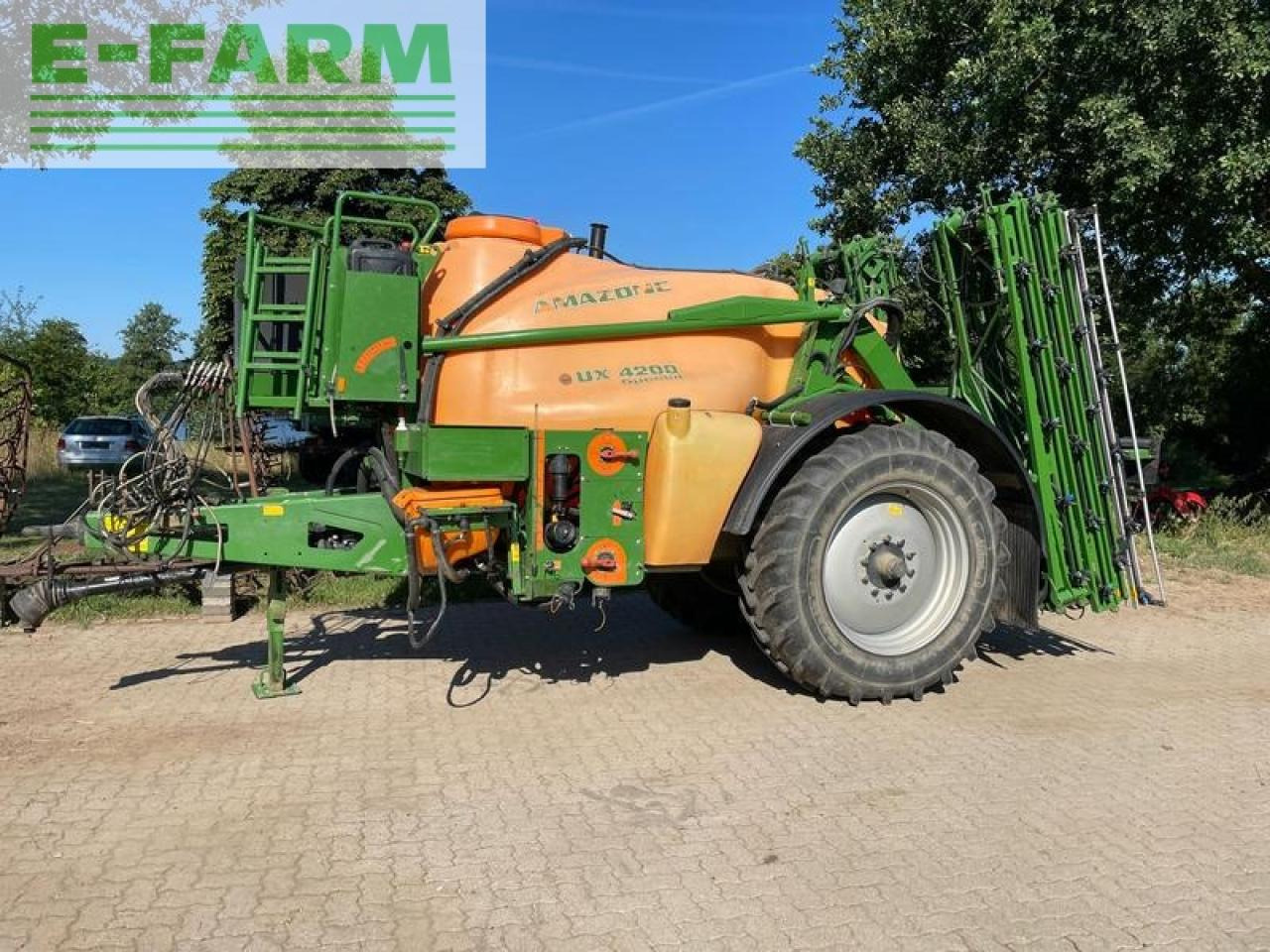 Amazone ux 4200 special - Pulvérisateur traîné: photos 1 Amazone ux 4200 special - Pulvérisateur traîné: photos 1