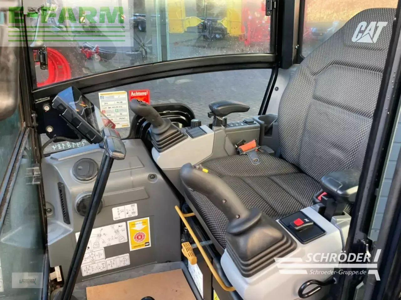 Caterpillar 302 cr inkl. tieflöffel - Autre matériel: photos 5 Caterpillar 302 cr inkl. tieflöffel - Autre matériel: photos 5