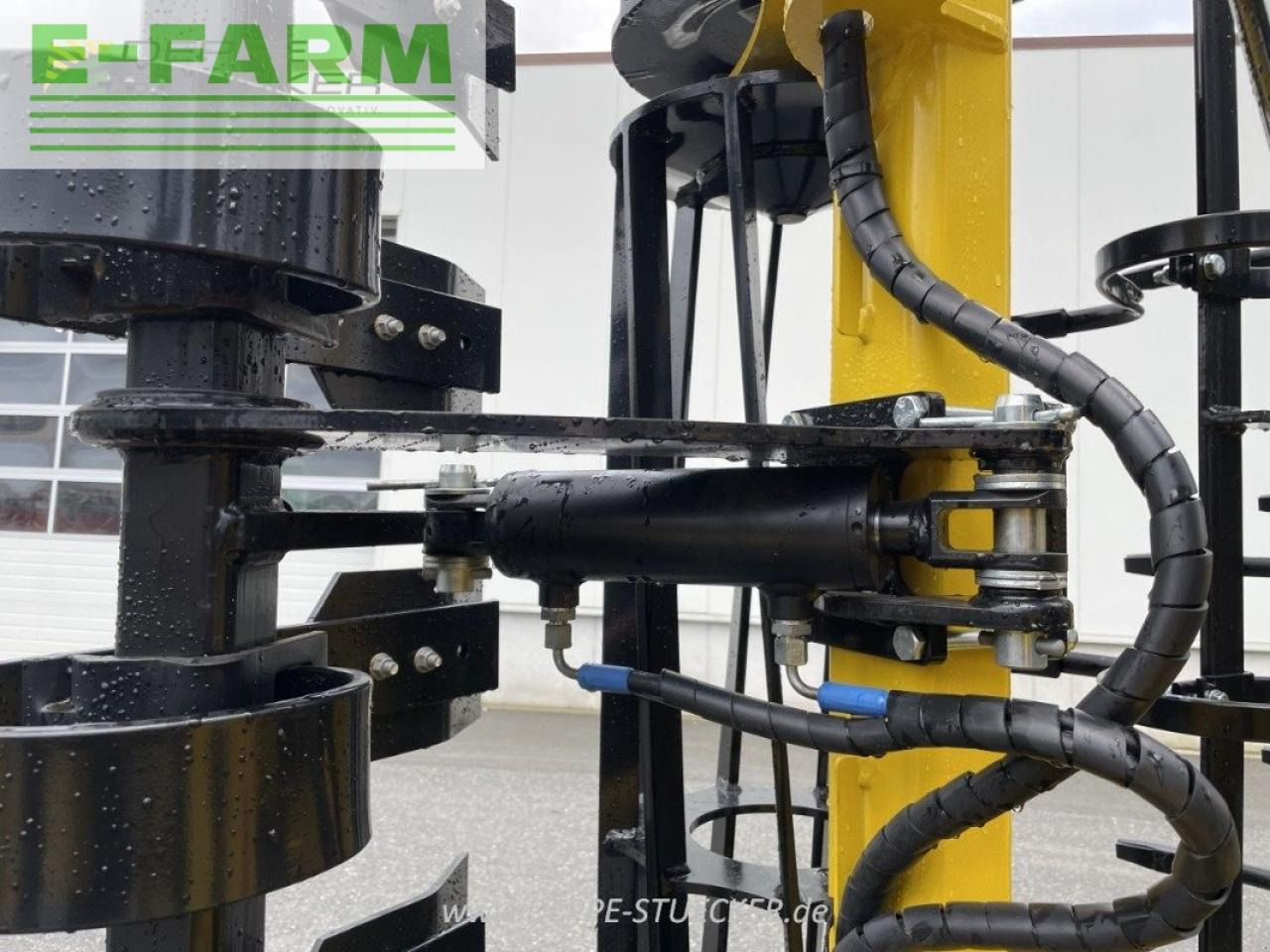 Bednar swifter so 6000 profi - Combiné de semis: photos 2 Bednar swifter so 6000 profi - Combiné de semis: photos 2