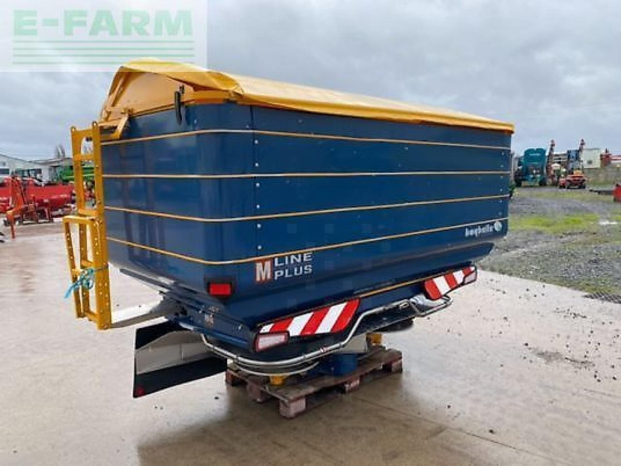 Bogballe m45 - Distributeur d'engrais: photos 5 Bogballe m45 - Distributeur d'engrais: photos 5