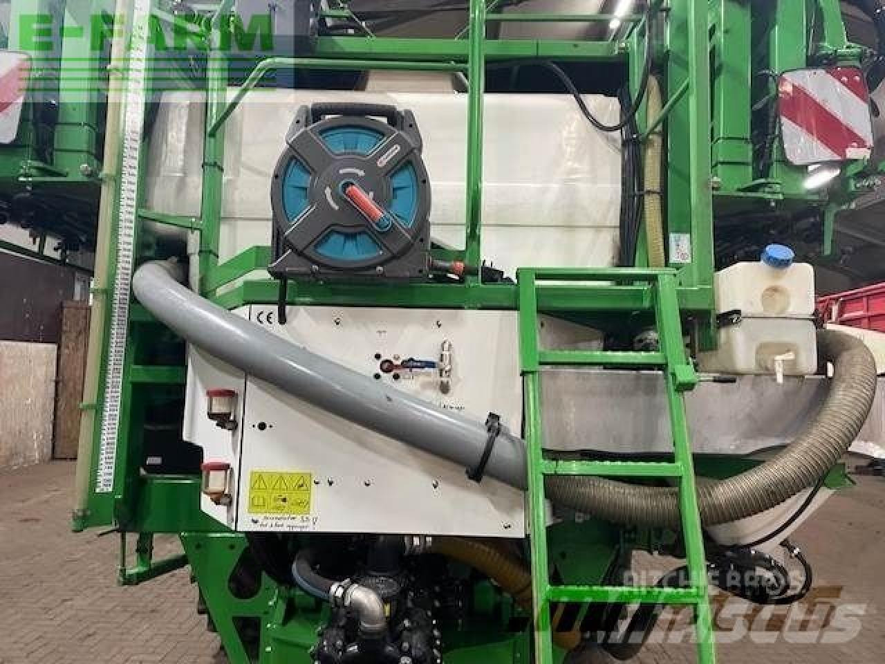 Pulvérisateur traîné CHD f7039 39m 7000l veldspuit: photos 12 Pulvérisateur traîné CHD f7039 39m 7000l veldspuit: photos 12