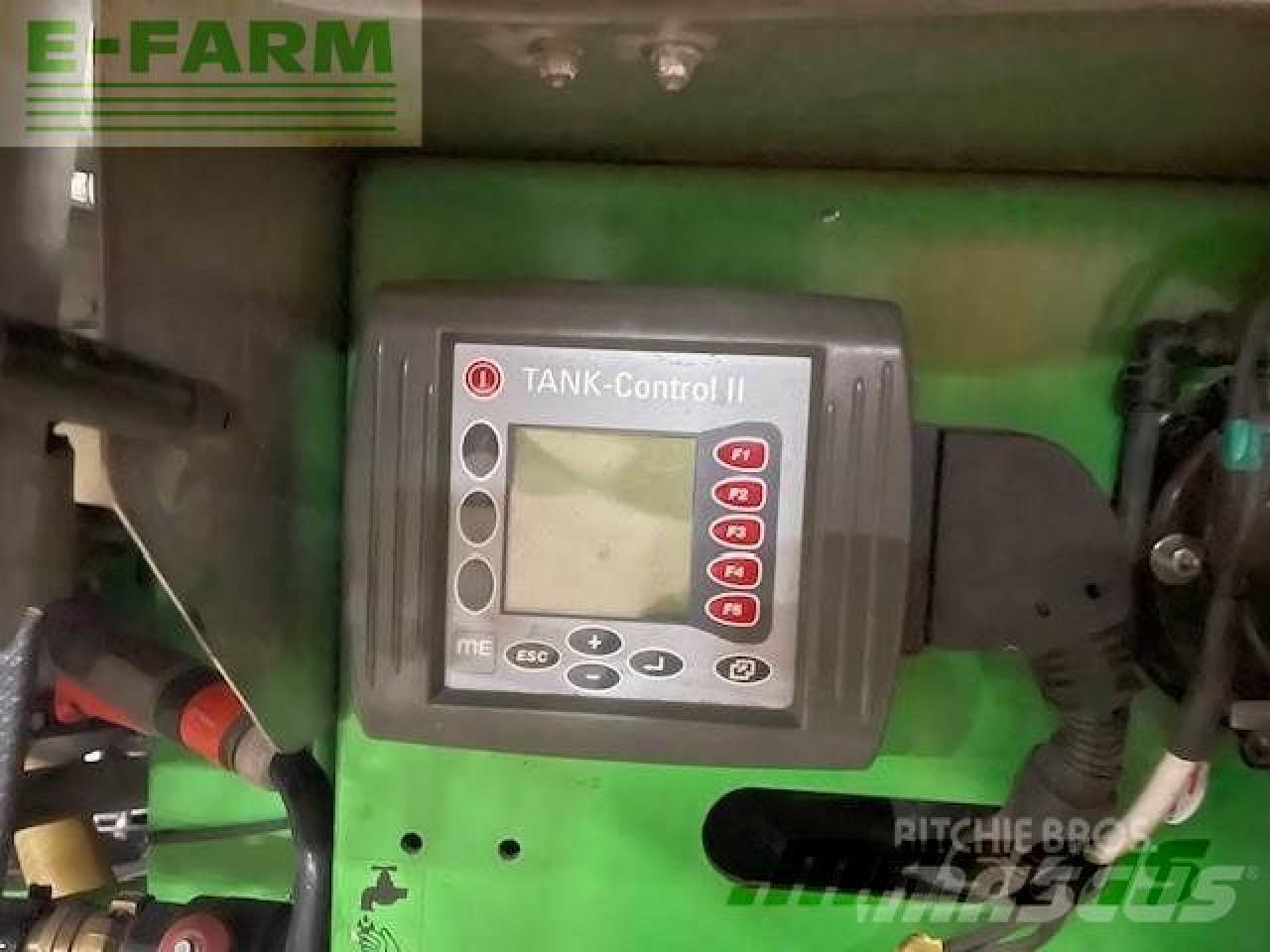 Pulvérisateur traîné CHD f7039 39m 7000l veldspuit: photos 15 Pulvérisateur traîné CHD f7039 39m 7000l veldspuit: photos 15