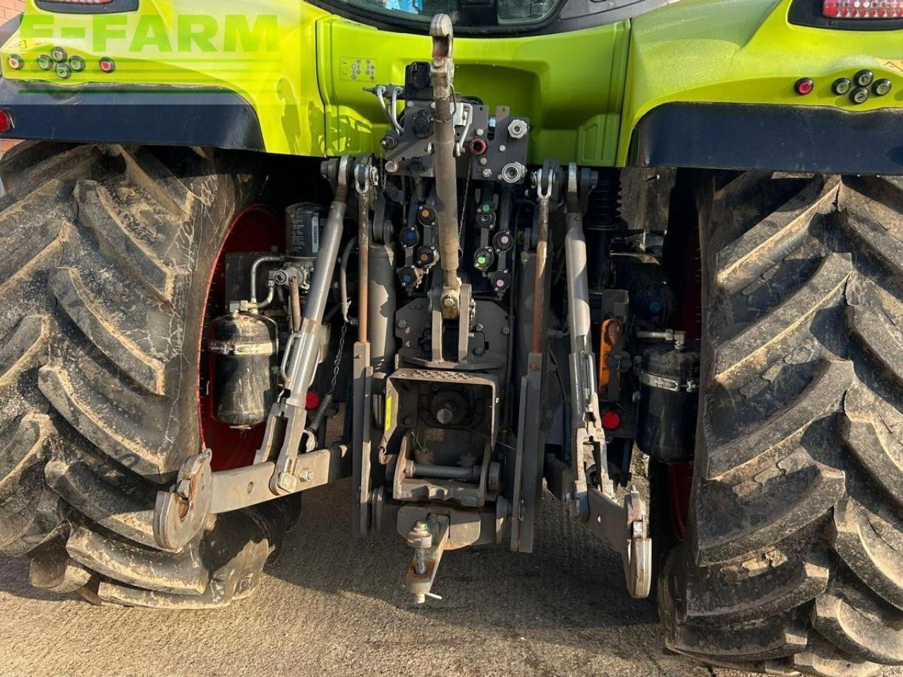 Tracteur agricole CLAAS ARION 630: photos 7