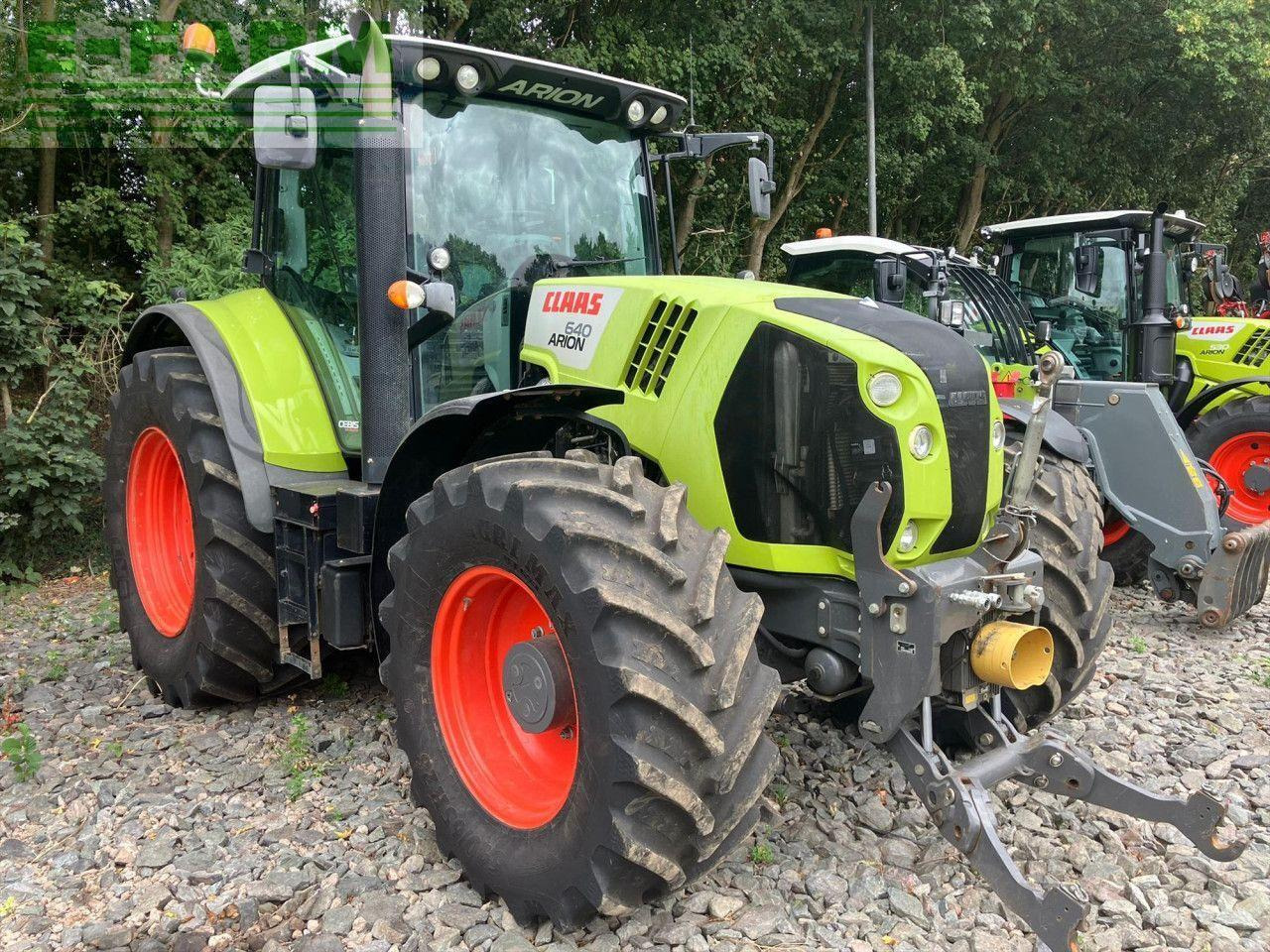 CLAAS ARION 640 CEBIS - Tracteur agricole: photos 3 CLAAS ARION 640 CEBIS - Tracteur agricole: photos 3