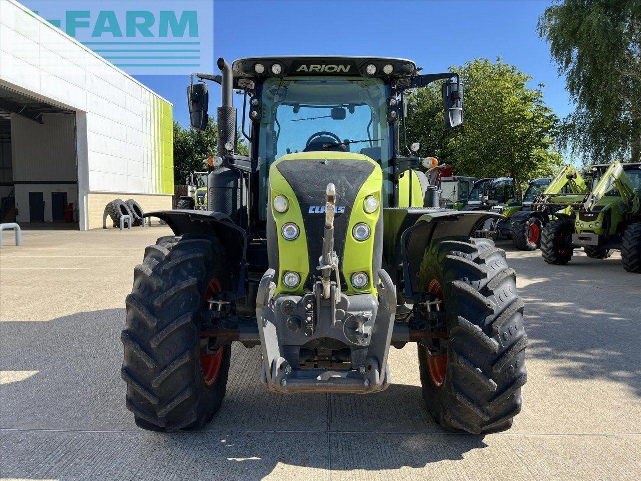 CLAAS ARION 650 CIS+ - Tracteur agricole: photos 2 CLAAS ARION 650 CIS+ - Tracteur agricole: photos 2