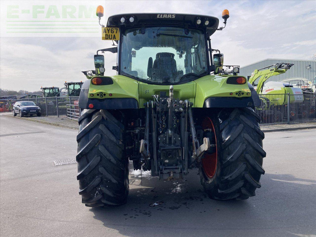 CLAAS ARION 650 T4I CIS 50K CIS - Tracteur agricole: photos 4 CLAAS ARION 650 T4I CIS 50K CIS - Tracteur agricole: photos 4
