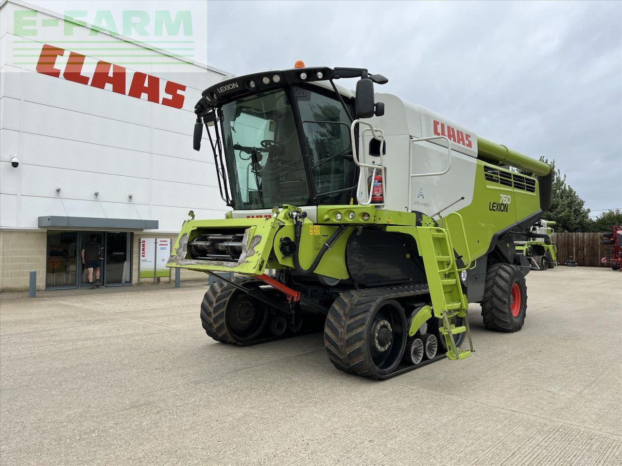 CLAAS LEXION 760TT - Moissonneuse-batteuse: photos 1 CLAAS LEXION 760TT - Moissonneuse-batteuse: photos 1