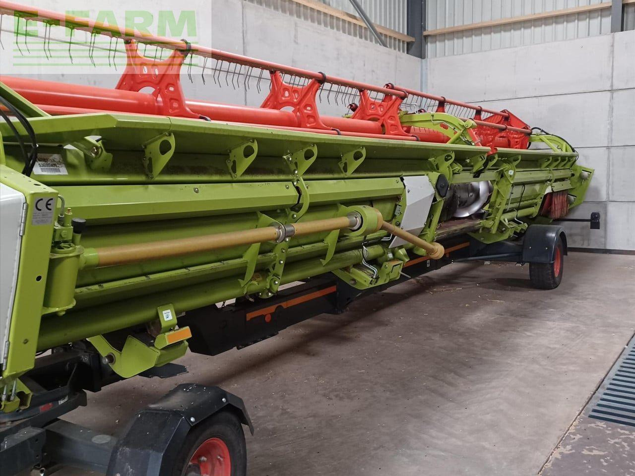 CLAAS LEXION 770 TT - Moissonneuse-batteuse: photos 4 CLAAS LEXION 770 TT - Moissonneuse-batteuse: photos 4