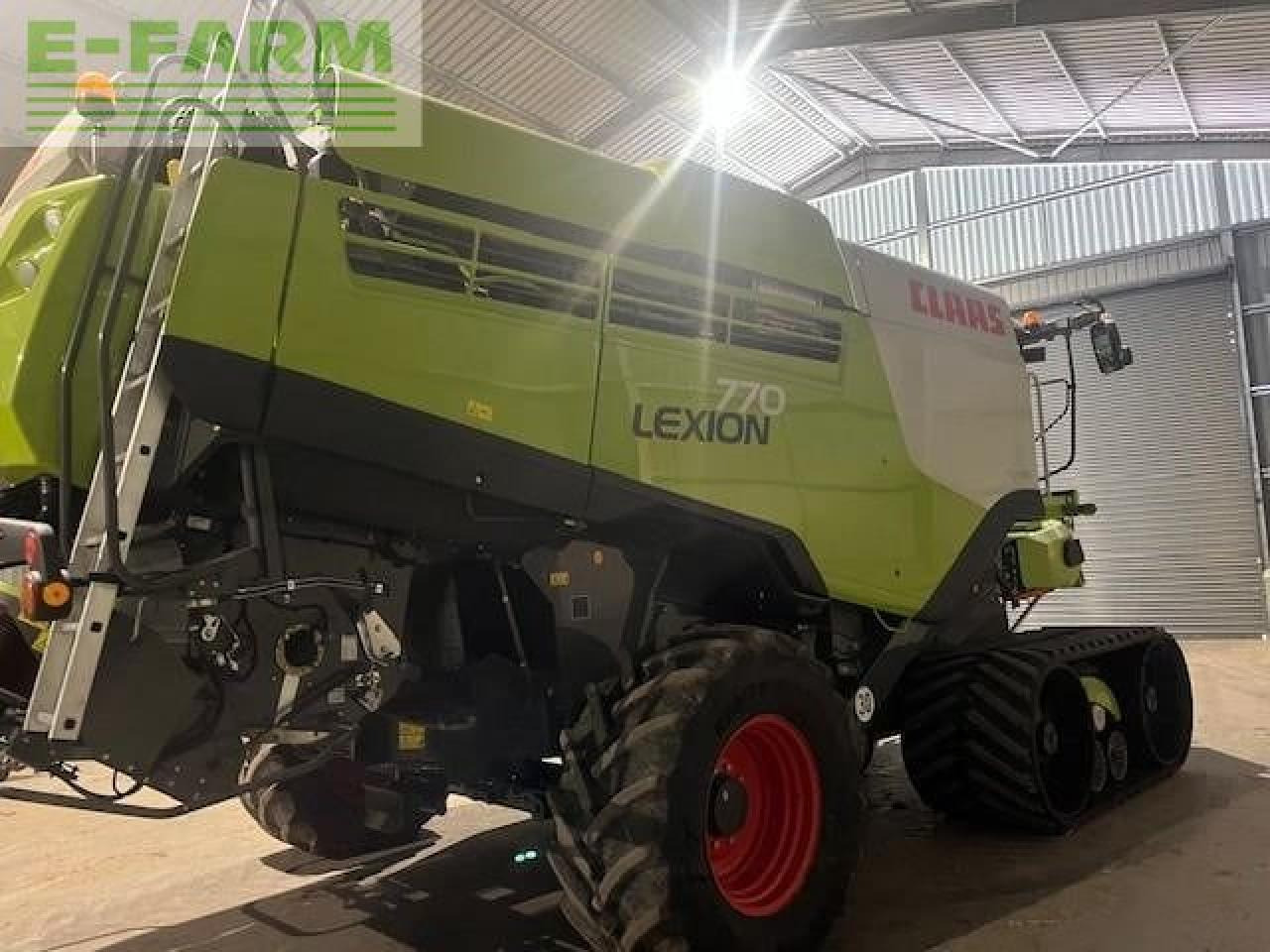 CLAAS LEXION 770 TT - Moissonneuse-batteuse: photos 3 CLAAS LEXION 770 TT - Moissonneuse-batteuse: photos 3