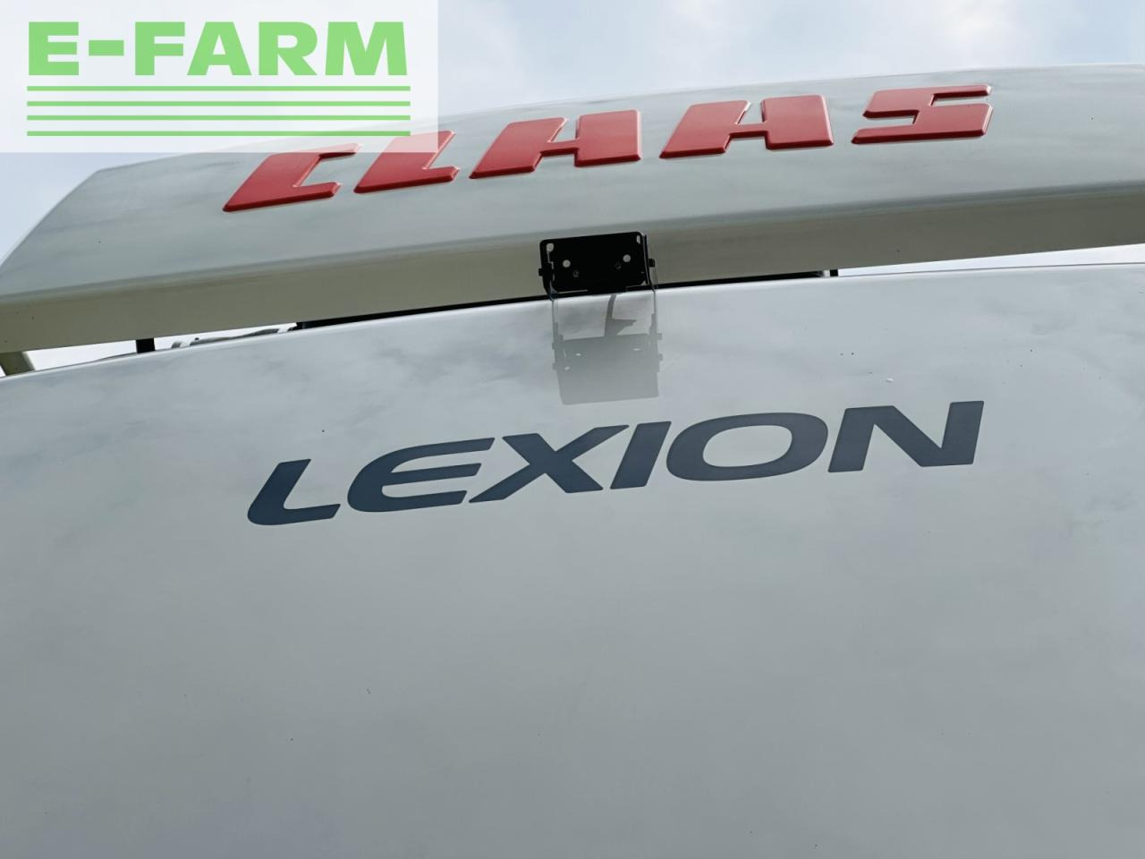 Moissonneuse-batteuse CLAAS LEXION 8800 TT E5: photos 9