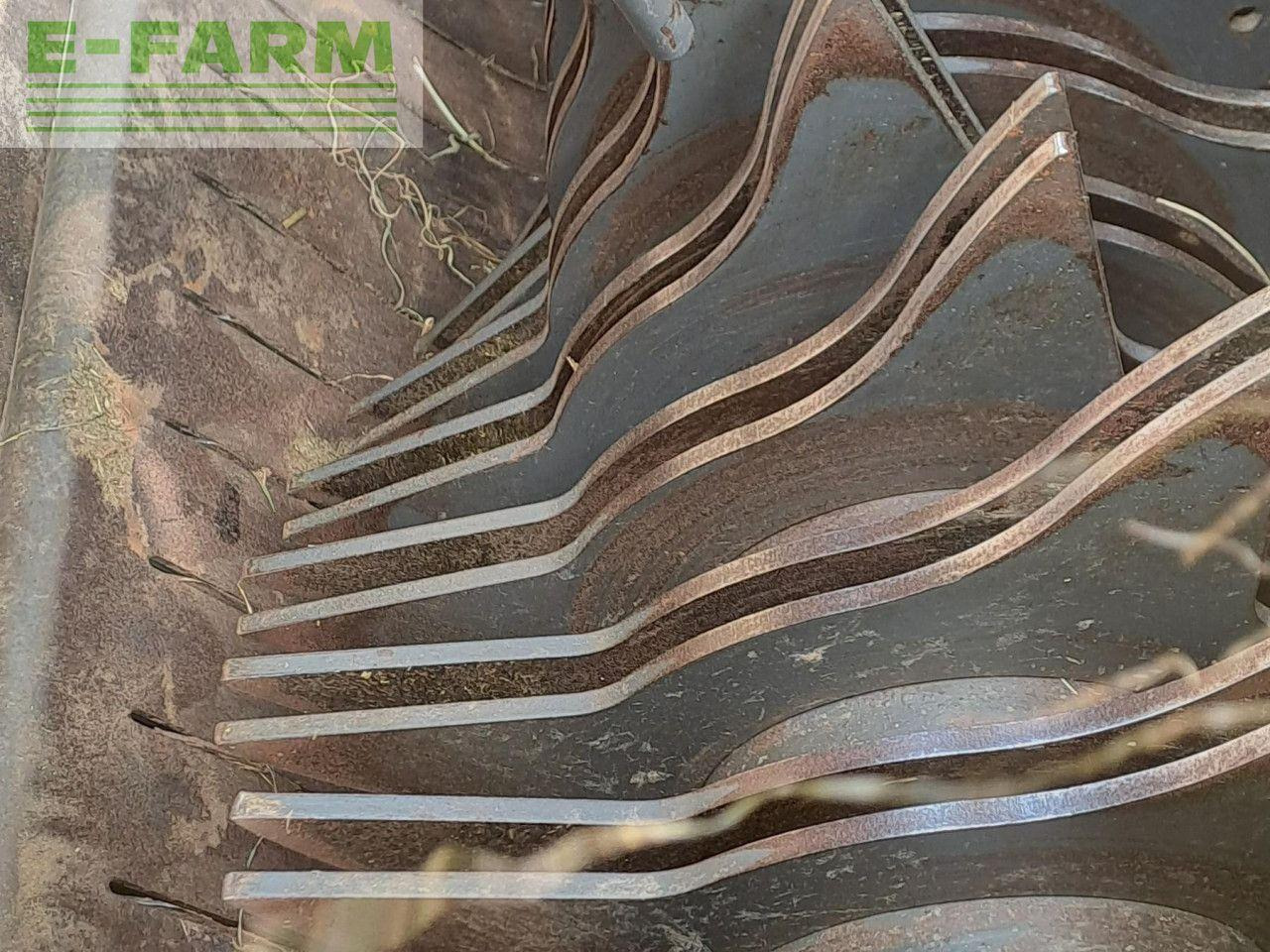 CLAAS ROLLANT 355RC - Presse à balles cubiques: photos 4 CLAAS ROLLANT 355RC - Presse à balles cubiques: photos 4