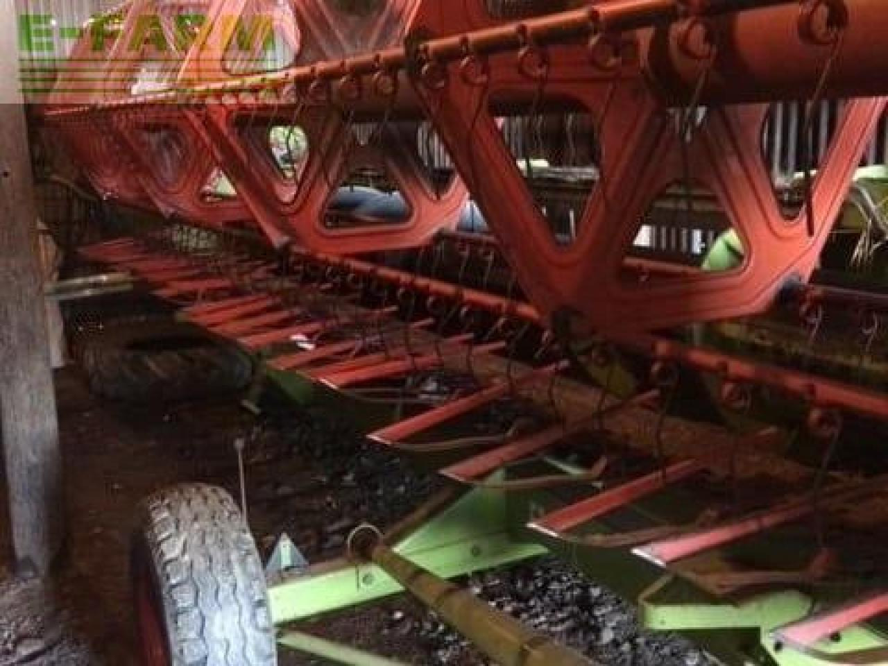 CLAAS TUCANO 430 - Moissonneuse-batteuse: photos 3 CLAAS TUCANO 430 - Moissonneuse-batteuse: photos 3