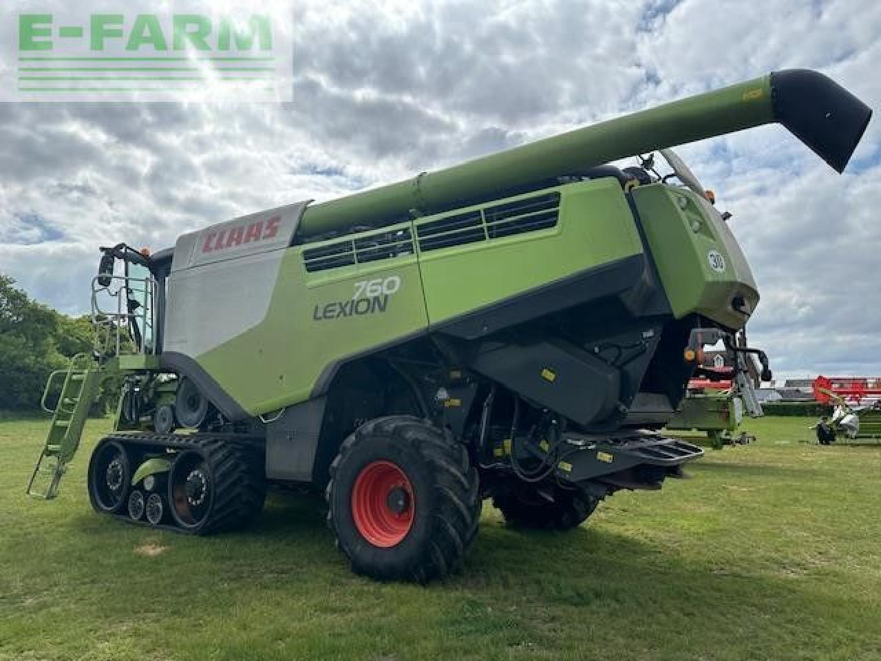 CLAAS USED LEXION 760 TT - Moissonneuse-batteuse: photos 3 CLAAS USED LEXION 760 TT - Moissonneuse-batteuse: photos 3