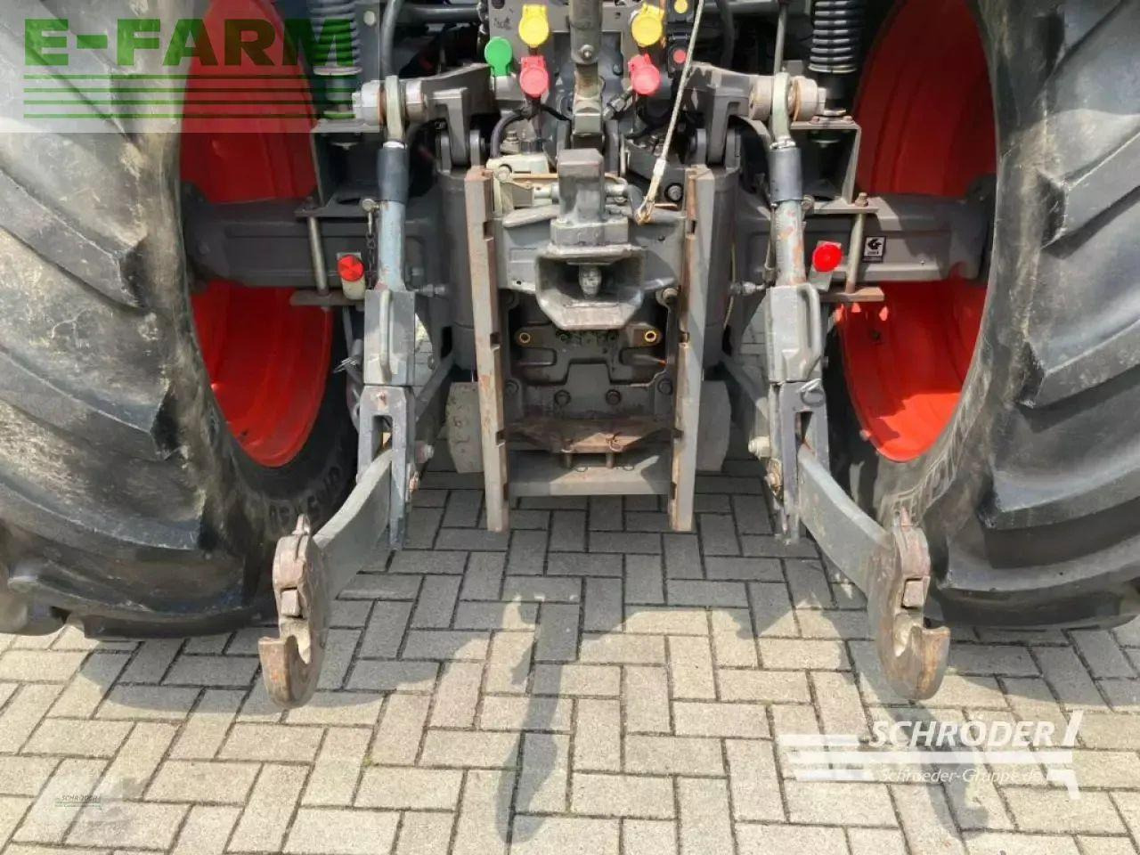 CLAAS ares 657 atz comfort ATZ - Tracteur agricole: photos 5 CLAAS ares 657 atz comfort ATZ - Tracteur agricole: photos 5