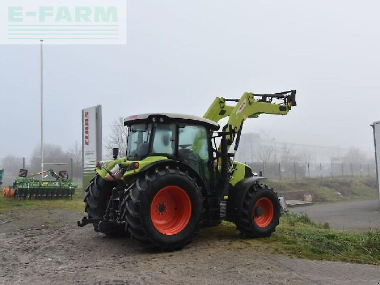 CLAAS arion 420 - st v advanced claa - Tracteur agricole: photos 4 CLAAS arion 420 - st v advanced claa - Tracteur agricole: photos 4