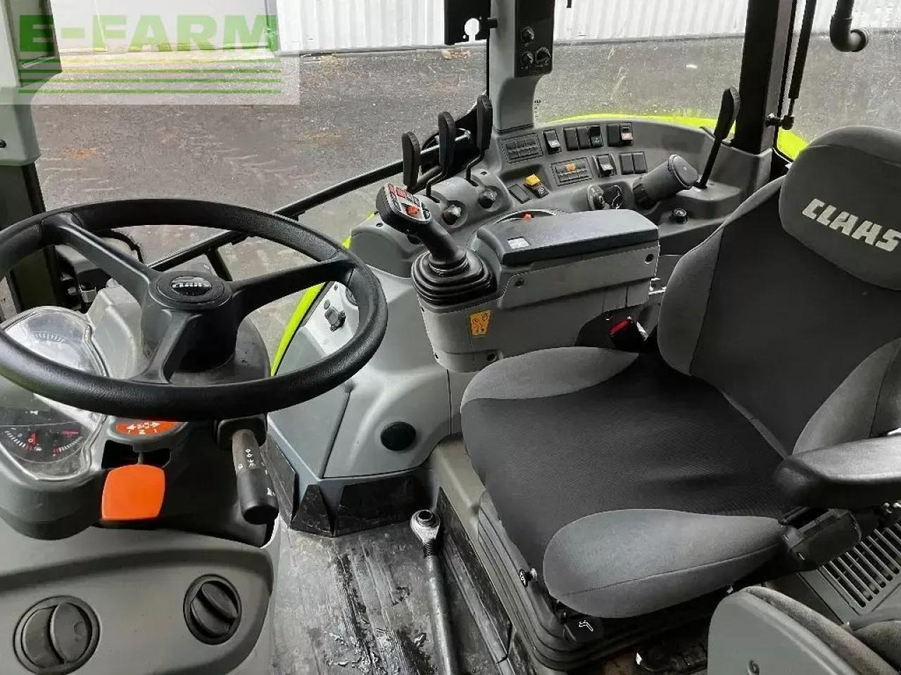 CLAAS arion 430 - Tracteur agricole: photos 4 CLAAS arion 430 - Tracteur agricole: photos 4