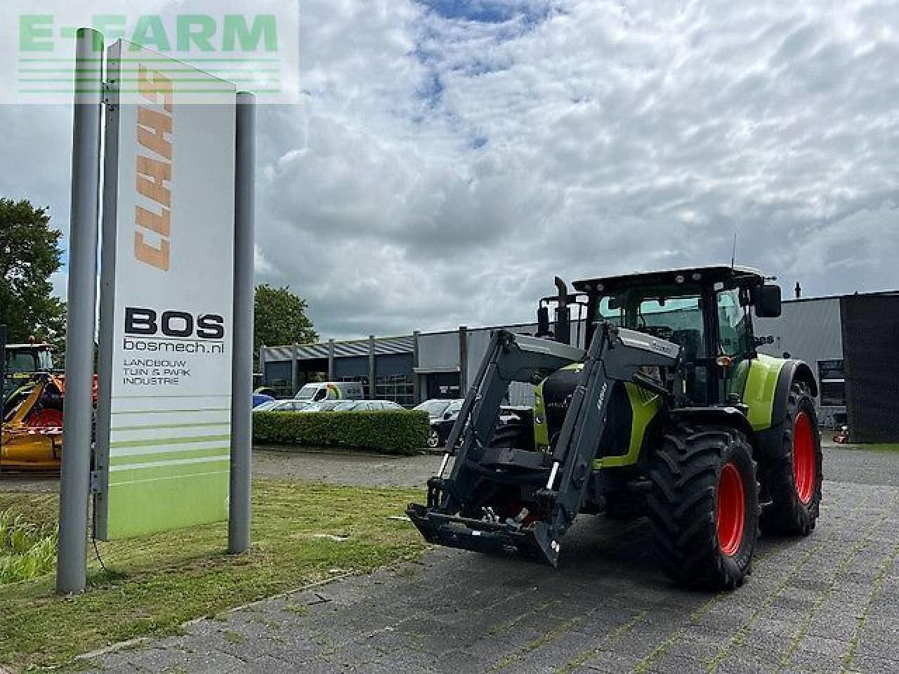CLAAS arion 530 cis CIS - Tracteur agricole: photos 5 CLAAS arion 530 cis CIS - Tracteur agricole: photos 5