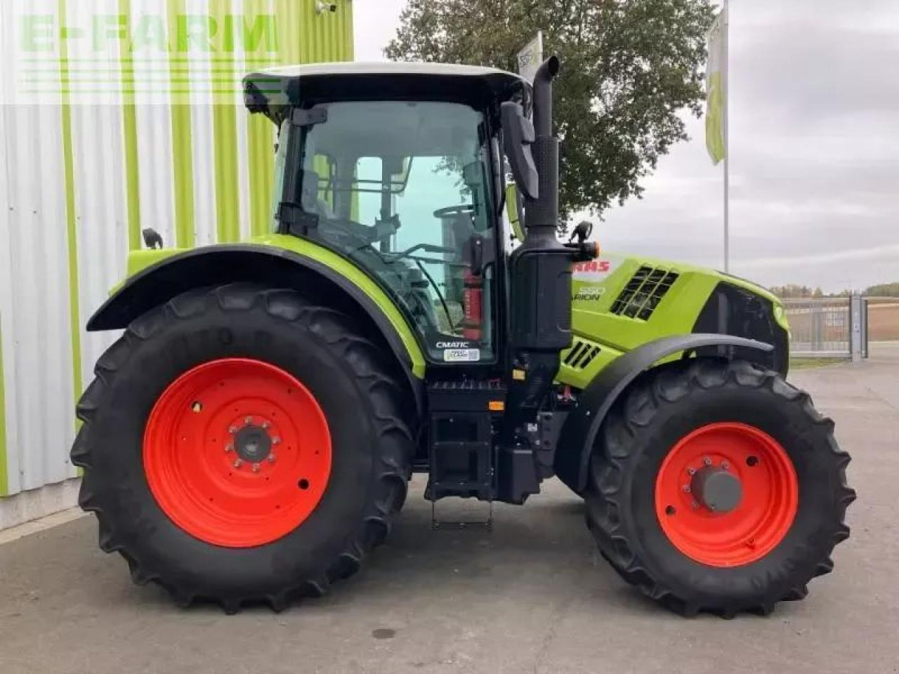 CLAAS arion 550 cmatic cis+ CMATIC CIS+ - Tracteur agricole: photos 4 CLAAS arion 550 cmatic cis+ CMATIC CIS+ - Tracteur agricole: photos 4