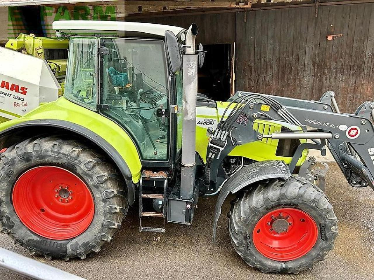 CLAAS arion 610 c C - Tracteur agricole: photos 2 CLAAS arion 610 c C - Tracteur agricole: photos 2