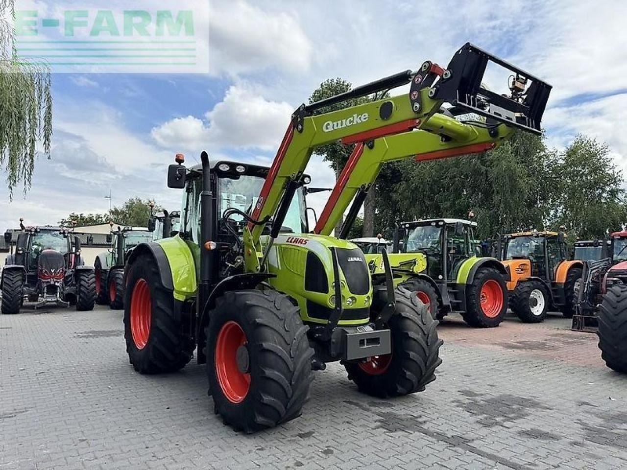 CLAAS arion 640 cis + quicke q65 CIS - Tracteur agricole: photos 3 CLAAS arion 640 cis + quicke q65 CIS - Tracteur agricole: photos 3