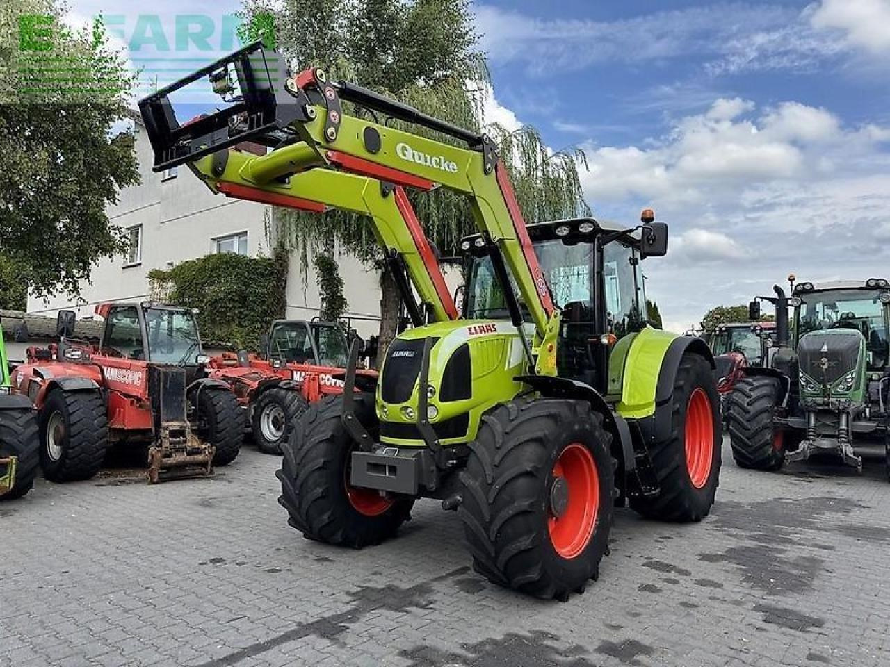 CLAAS arion 640 cis + quicke q65 CIS - Tracteur agricole: photos 1 CLAAS arion 640 cis + quicke q65 CIS - Tracteur agricole: photos 1