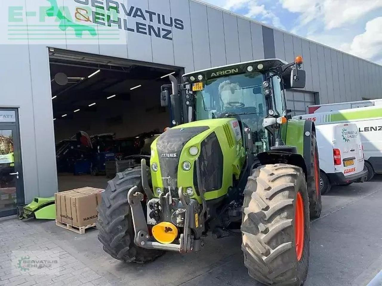 CLAAS arion 650 cebis hexa mit fronthydraulik + zapfwelle CEBIS - Tracteur agricole: photos 3 CLAAS arion 650 cebis hexa mit fronthydraulik + zapfwelle CEBIS - Tracteur agricole: photos 3