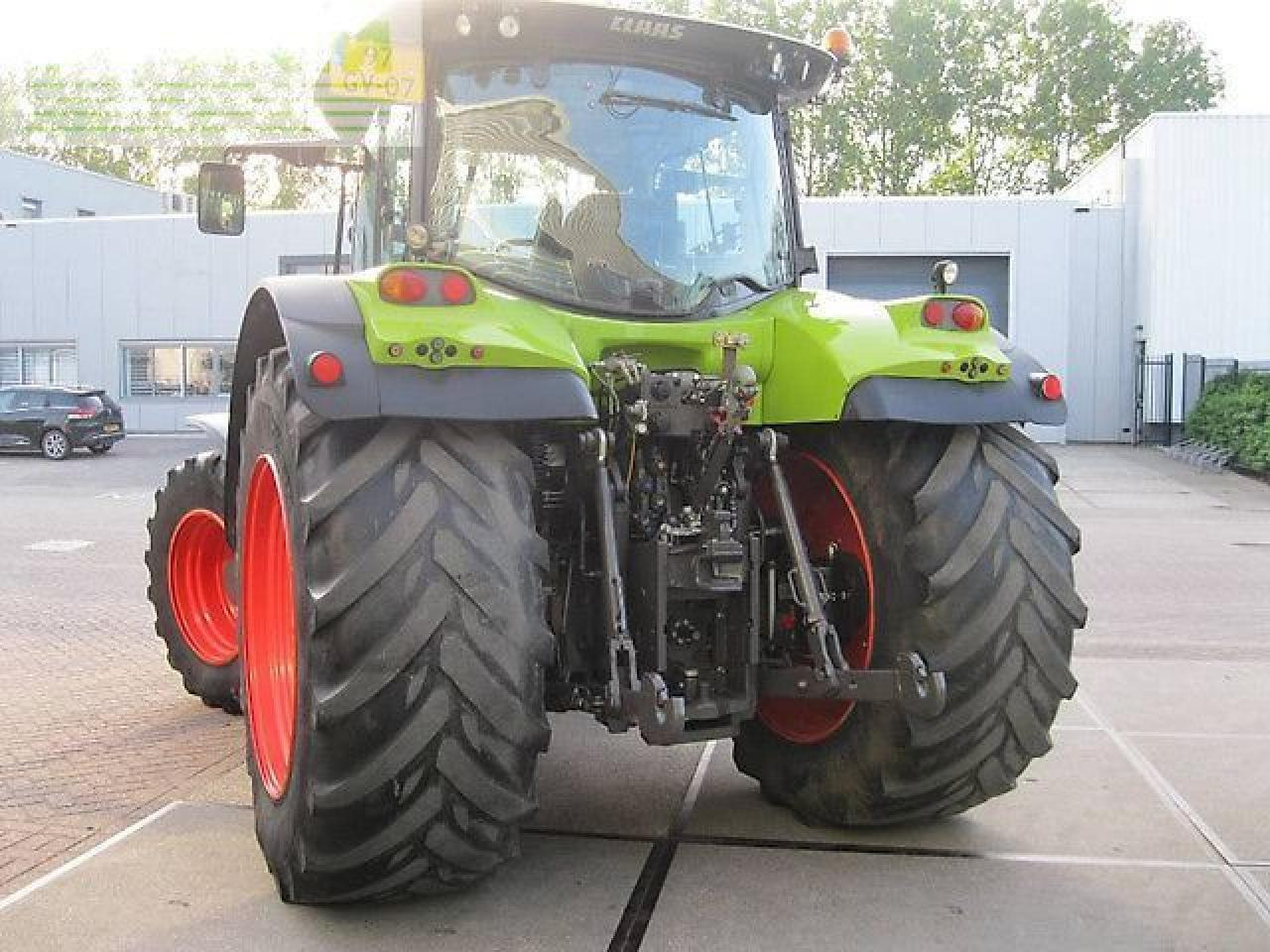 CLAAS arion 650 cis CIS - Tracteur agricole: photos 3 CLAAS arion 650 cis CIS - Tracteur agricole: photos 3