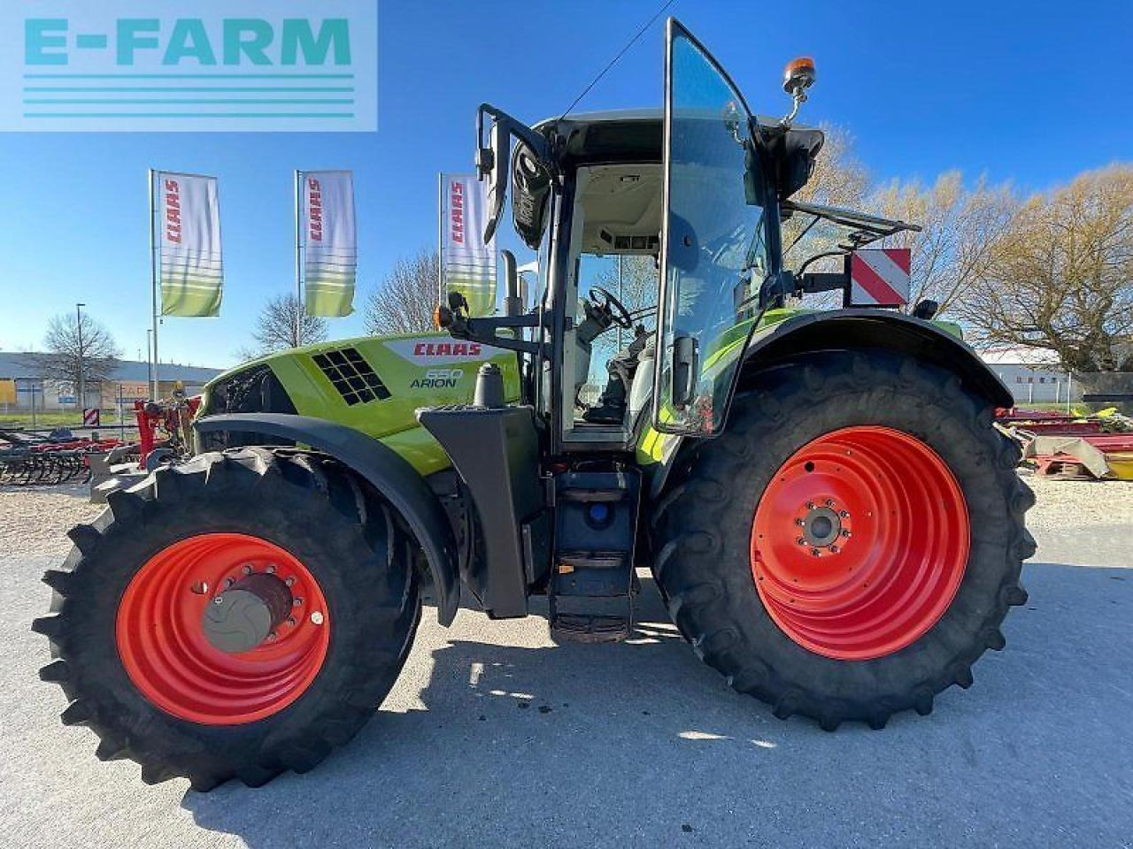 CLAAS arion 650 cis+ CIS+ - Tracteur agricole: photos 4 CLAAS arion 650 cis+ CIS+ - Tracteur agricole: photos 4