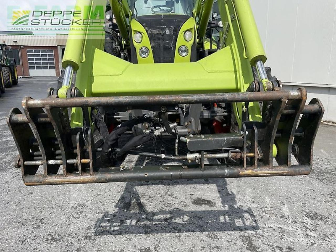 CLAAS arion 650 hexashift - Tracteur agricole: photos 3 CLAAS arion 650 hexashift - Tracteur agricole: photos 3