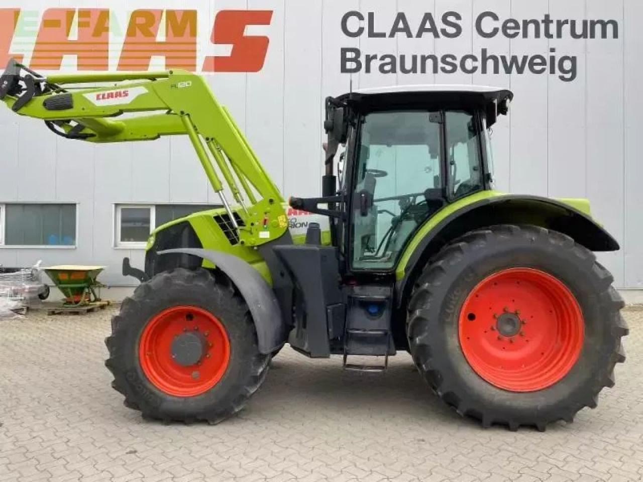 CLAAS arion 650 st4 hexa - Tracteur agricole: photos 1 CLAAS arion 650 st4 hexa - Tracteur agricole: photos 1