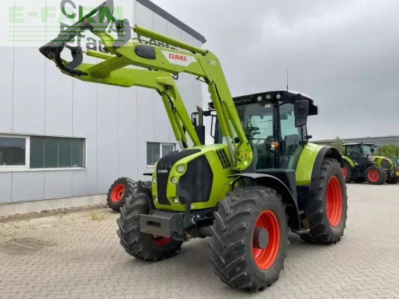 CLAAS arion 650 st4 hexa - Tracteur agricole: photos 2 CLAAS arion 650 st4 hexa - Tracteur agricole: photos 2
