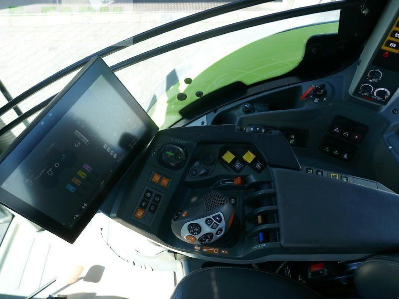 Tracteur agricole CLAAS arion 660 cmatic cebis CMATIC CEBIS: photos 9