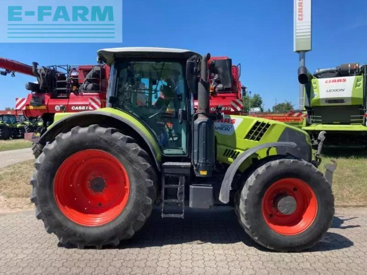 CLAAS arion 660 cmatic cebis CMATIC CEBIS - Tracteur agricole: photos 4 CLAAS arion 660 cmatic cebis CMATIC CEBIS - Tracteur agricole: photos 4